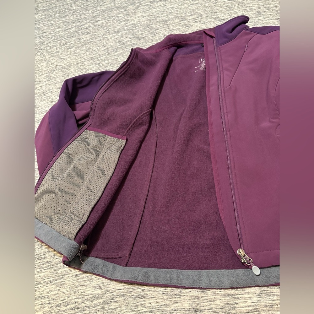 LL Bean Ladies Lightweight Jacket Medium - Picture 4 of 5
